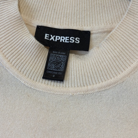 Express Soft Mock Neck Sweater Tank - Picture 4 of 6